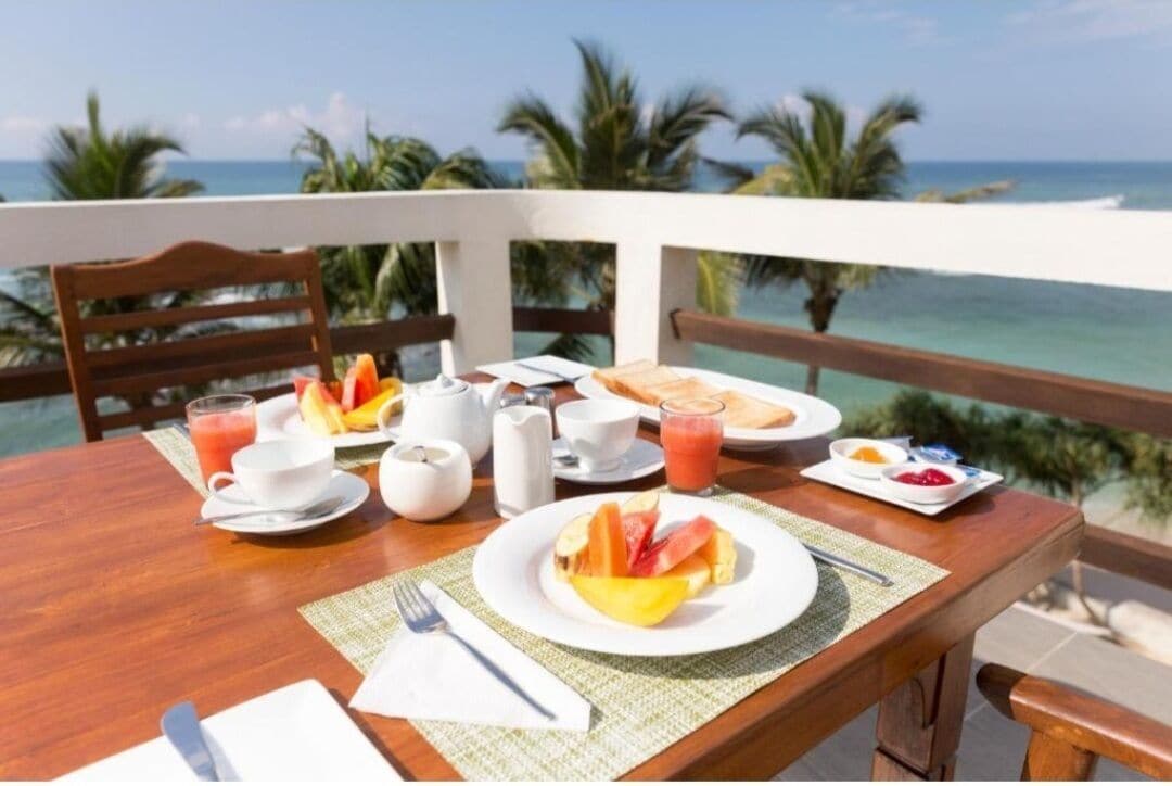 Petit déjeuner préparé sur commande (2300 LKR par personne)