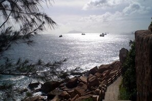 Miscellaneous - Zhuhai Wailingding Island Wanghaige (Beach Swimming Area) (Zhuhai)
