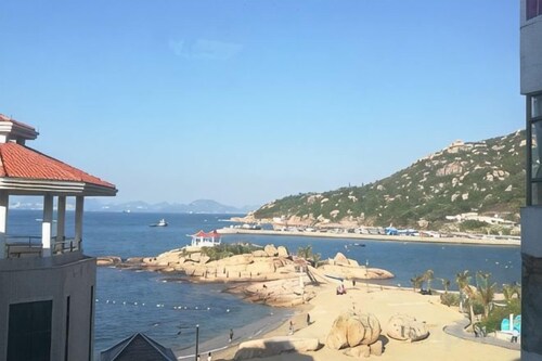 Zhuhai Wailingding Island Wanghaige (Beach Swimming Area)