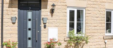 Cottage | Exterior detail