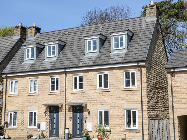 คอทเทจ | บริเวณภายนอก