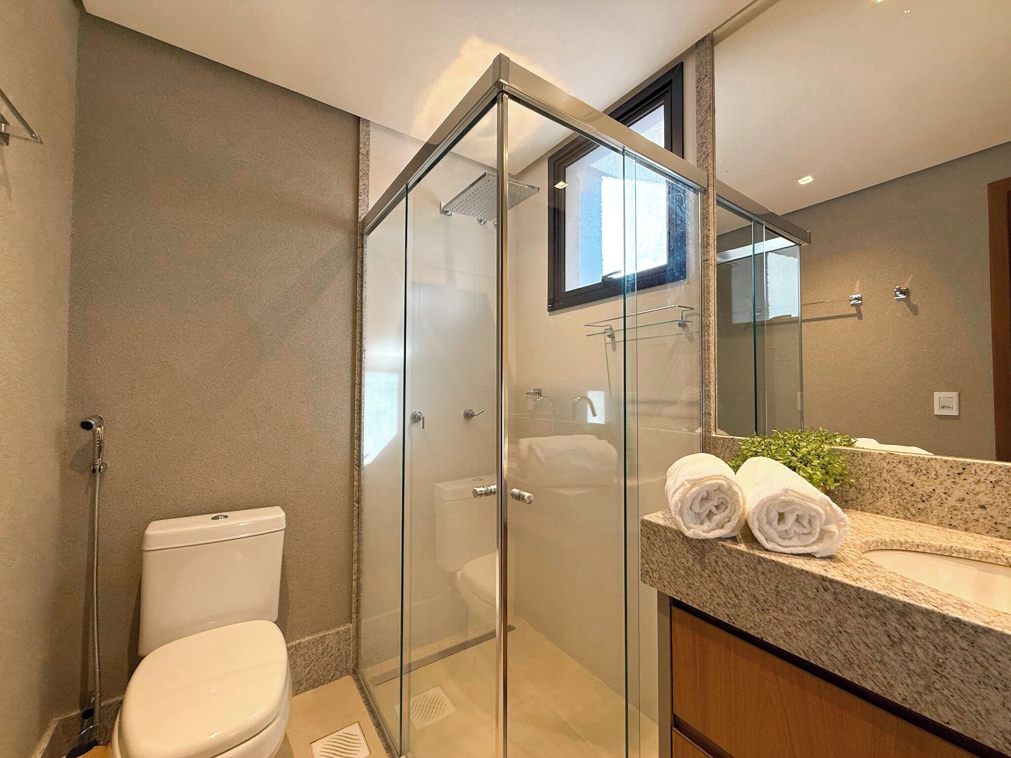 Premium Apartment, City View | Bathroom