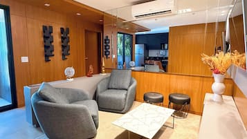 Premium Apartment, City View | Living area