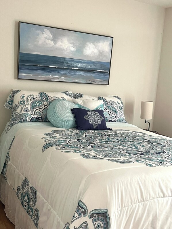 3 chambres, bureau, Wi-Fi, draps fournis