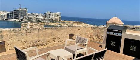 Appartement, balkon, uitzicht op zee | Terras