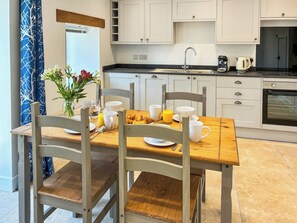 Dishwasher, high chair