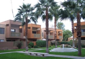 Exterior - Old Town Condo Pool Gym Designated Parking (Scottsdale)