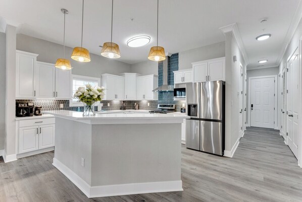 Fridge, microwave, oven, stovetop - Pet-Friendly 4BR VB Condo • Sleeps 8 Comfortably (Virginia Beach)