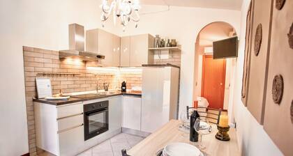 Two-room apartment with private garden 4 km from Marmore Falls.
