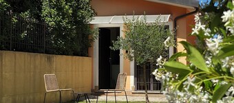 Two-room apartment with private garden 4 km from Marmore Falls.