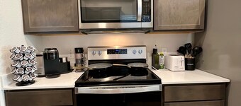 3-bedroom house in welcoming Lavon with WiFi, AC
