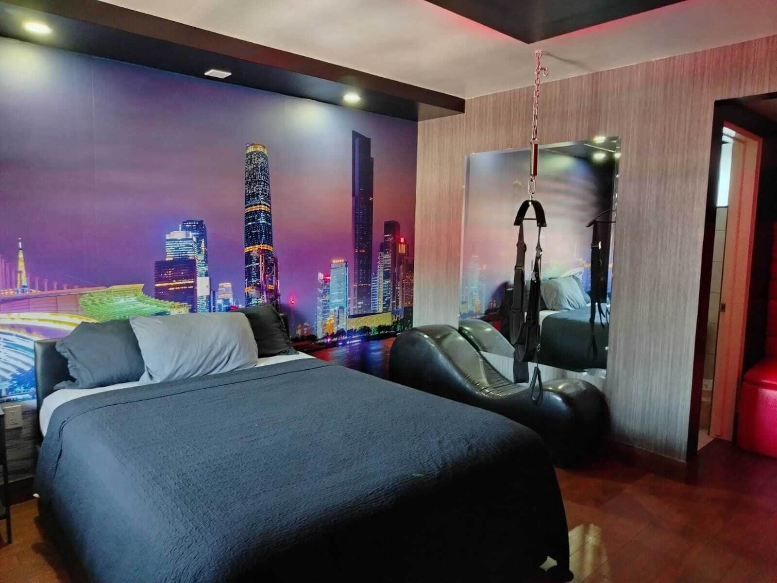 ห้องดีลักซ์, เตียงคิงไซส์ 1 เตียง | พื้นที่ทำงานแบบใช้แล็ปท็อป, ผ้าม่านกันแสง, เตารีด/โต๊ะรีดผ้า, Wi-Fi ฟรี