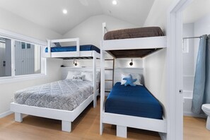 3 bedrooms, WiFi, bed sheets