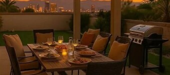 6BR Pool Villa w/ BBQ, Games, Vintage Piano - Summer Near Wineries