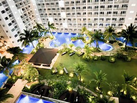 Premium Condo, Pool Access, Pool View | Terrace/patio