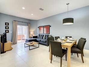 Apartment - Regal Oaks Getaway Resort Living Near Disney (Kissimmee)