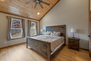 3 多间卧室、办公桌、熨斗/熨衣板、WiFi