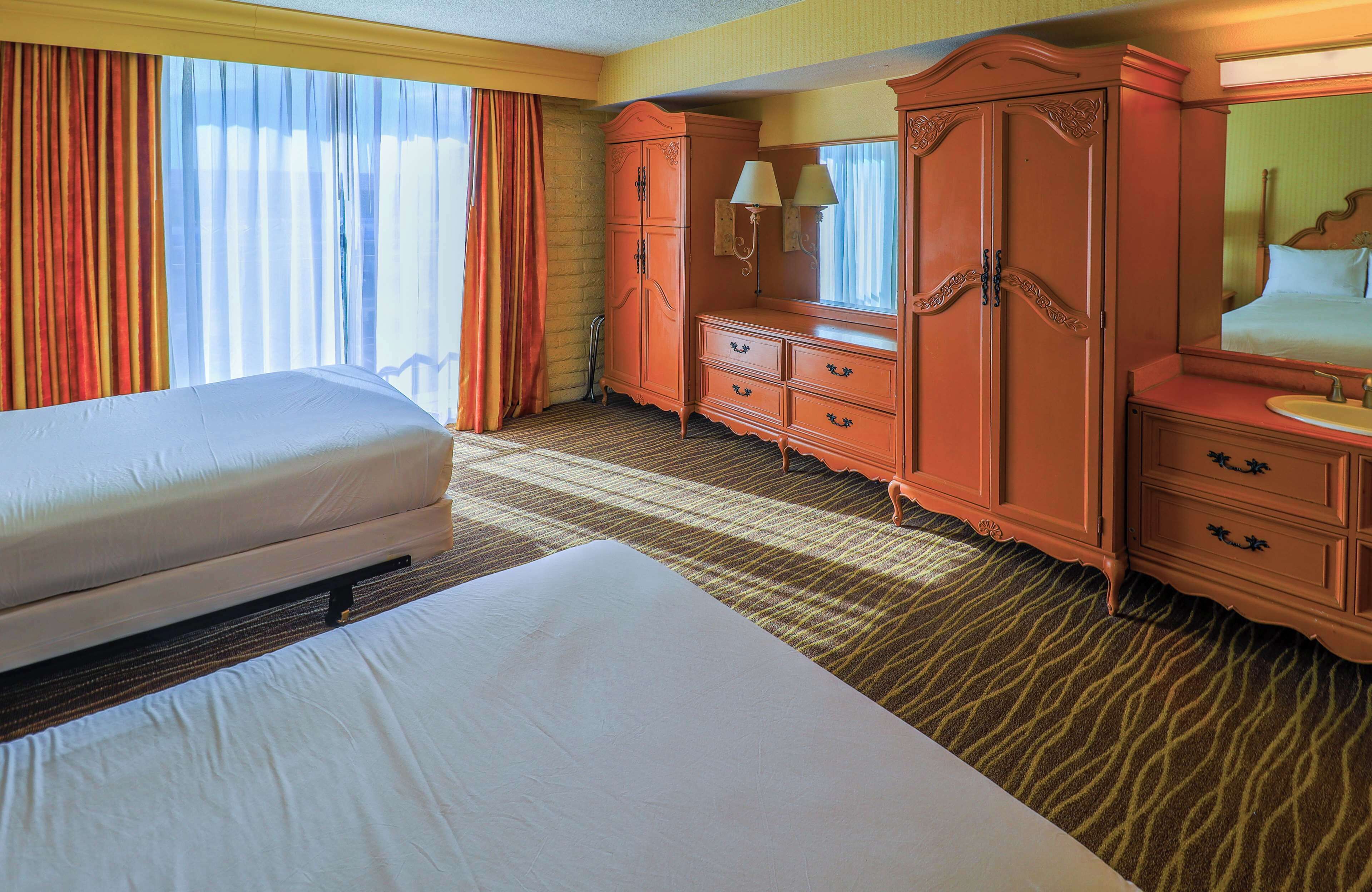 Photo - Studio 6 Phoenix, Az – Sky Harbor