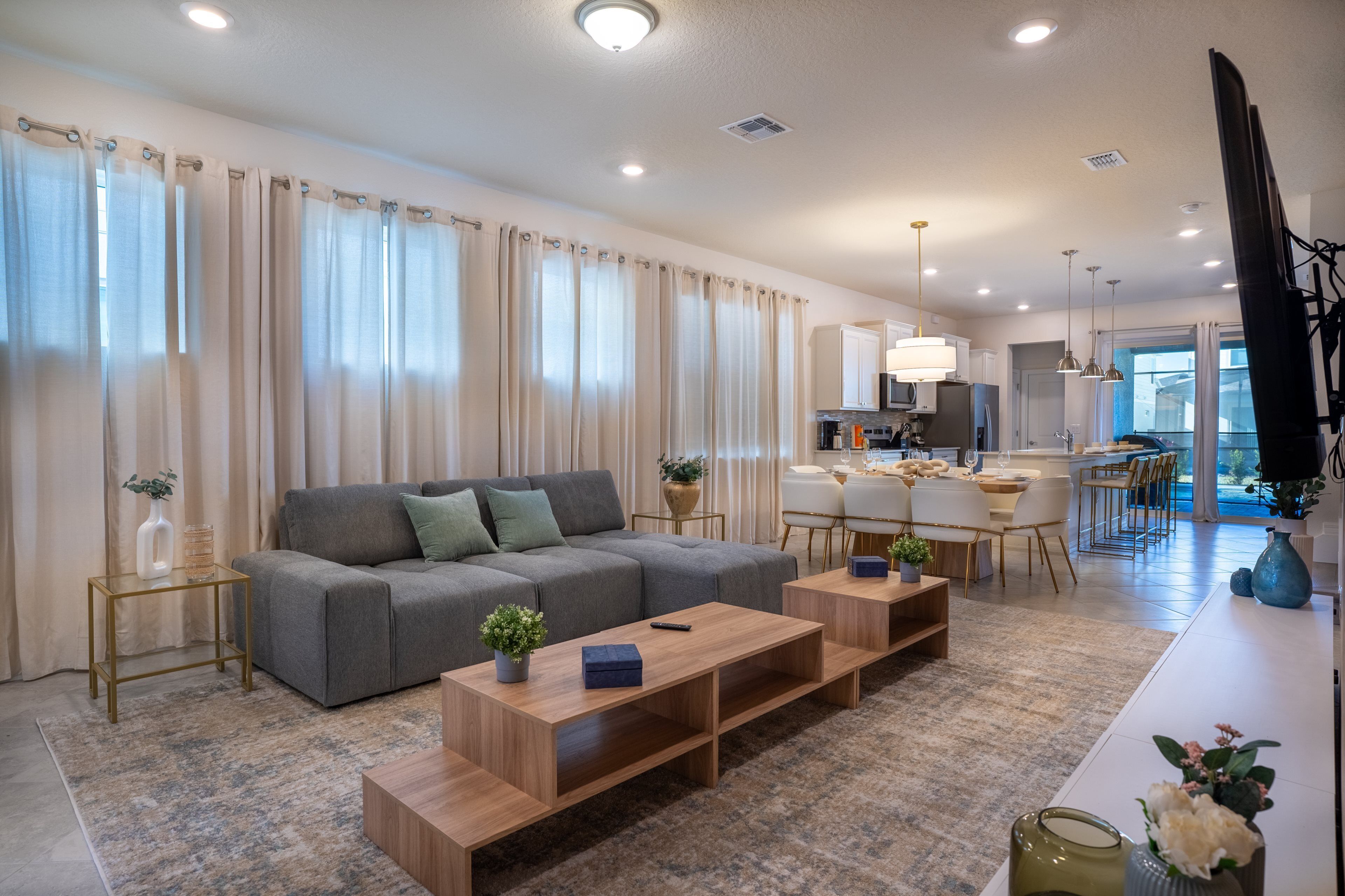 Télévision, table de tennis de table