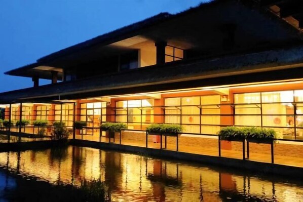 Exterior - Qiyuan Boutique Holiday Manor (Binchuan)