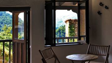 El Cuelebre | Terrasse/Patio