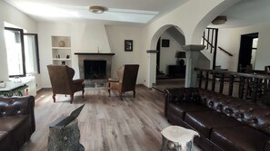 El Espumeru | Living area - La Posada de la Xana (Quiros)