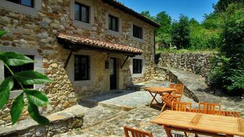 واجهة المنشأة