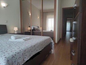 1 Schlafzimmer, Bügeleisen/Bügelbrett, kostenloses WLAN, Bettwäsche