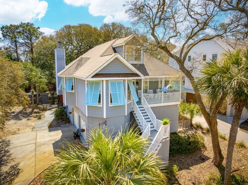$250 Free beach gear credit - Luxury, Hot Tub, 3 Min. Walk to Beach - Shell Cottage