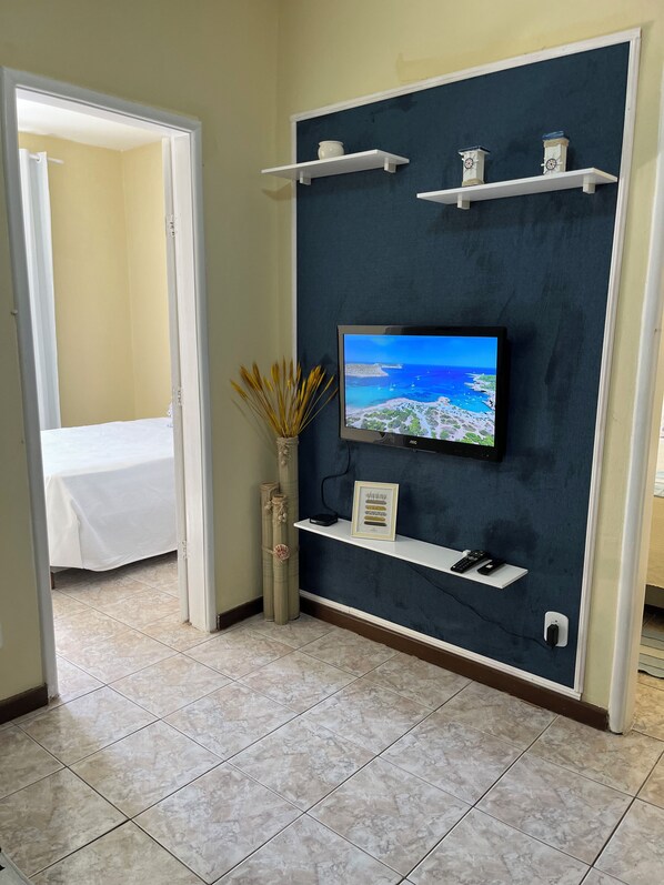 Apartment, 2 Bedrooms, Kitchenette | Living area | Flat-screen TV