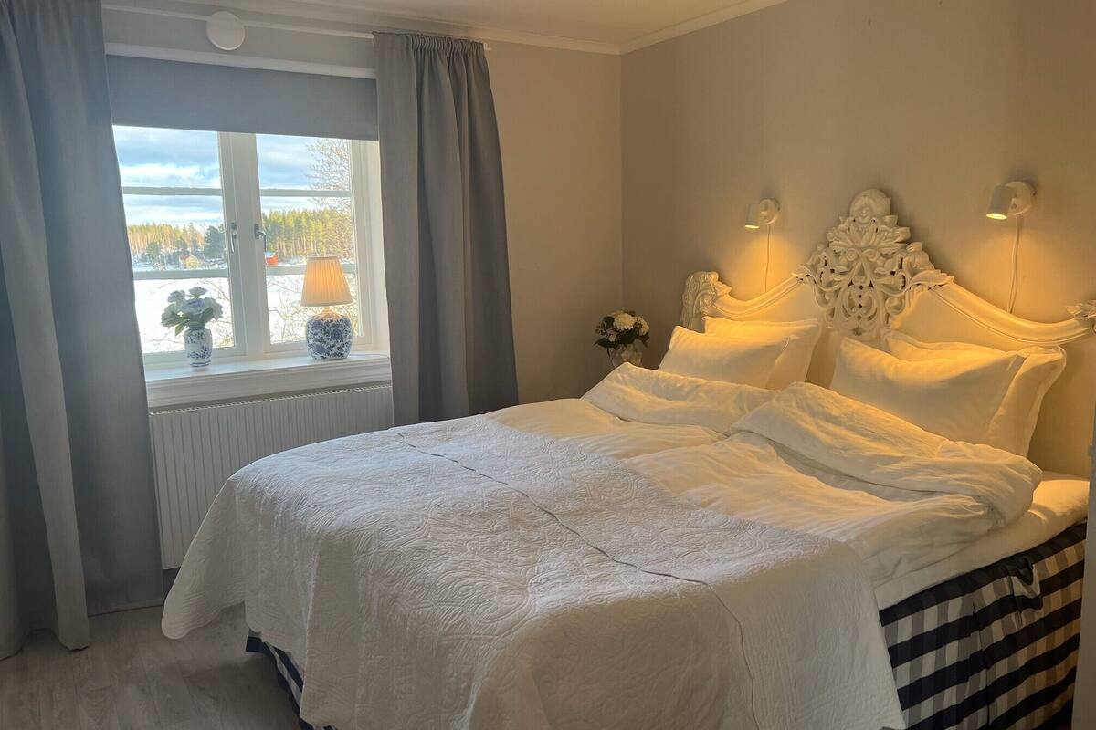 Deluxe Quadruple Room, Lake View | WiFi (free)
