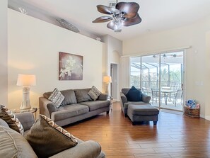 Villa - Elegant 5BR Home w Private Pool Spa Near Disney (Davenport)