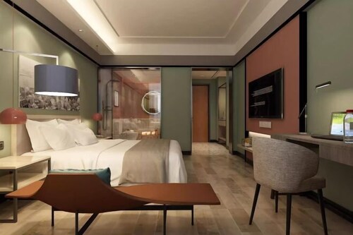 Forest Coast Hotel Chain (Railway Station Zhucheng Hotel)