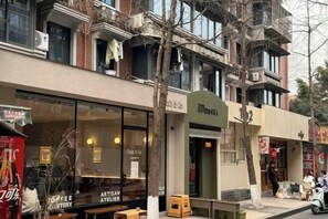 View from property - Cosy City Hotel (Chengdu South Railway Station Sichuan University Wangjiang Campus） (Chengdu)