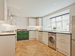 Dishwasher, highchair