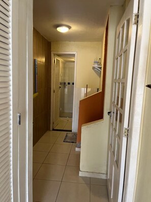 House, Lanai, Canal View | Bathroom