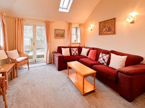 Fellsman Cottage: Your Charming Escape in the Heart of the Yorkshire Dales