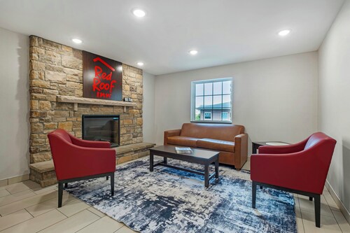 Red Roof Inn Charlestown