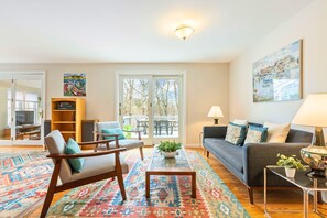 スマートテレビ、書庫