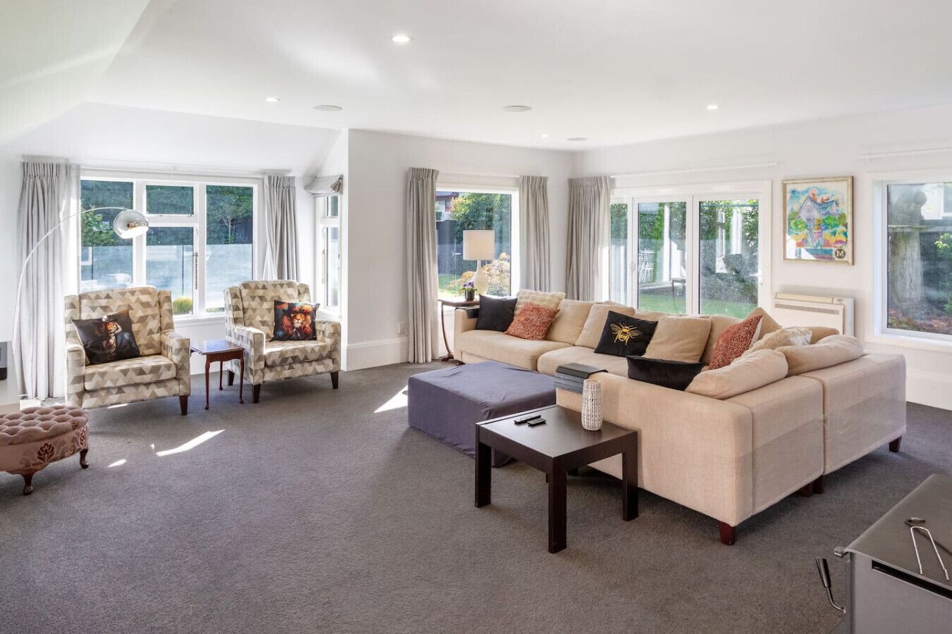 Grand 5 Bedroom Villa In Fendalton Heated Pool - Christchurch