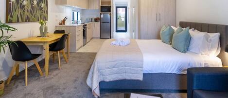 1 Schlafzimmer, Bügeleisen/Bügelbrett, kostenloses WLAN, Bettwäsche