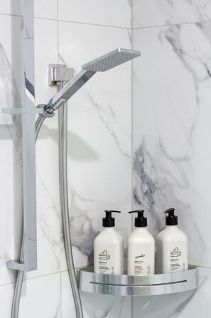 مجففات شعر، مناشف