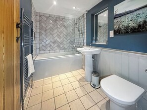 Towels - Derwent Cottage - UK49220 (Burythorpe, near Malton)