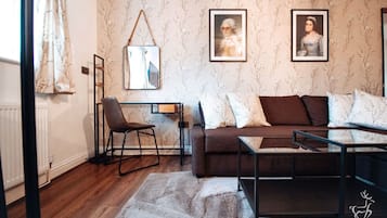 Studio Superior, ensuite (Superior Family Studio) | Meja kerja, setrika/meja setrika, Wi-Fi gratis, dan seprai linen