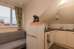 Interior - Ricky Road Guest House (Watford)