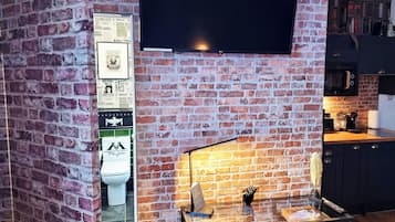 Wizard Studio Room | Room amenity