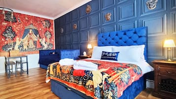 Exclusive-studiolejlighed - eget badeværelse (Wizarding Studio Room) | Skrivebord, strygejern/strygebræt, gratis Wi-Fi, sengetøj