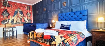 Ricky Road Guest House