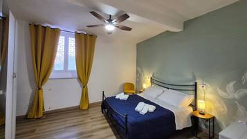 1 Schlafzimmer, Schreibtisch, kostenloses WLAN, BettwÀsche