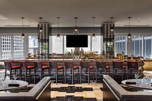 Bar (en la propiedad)